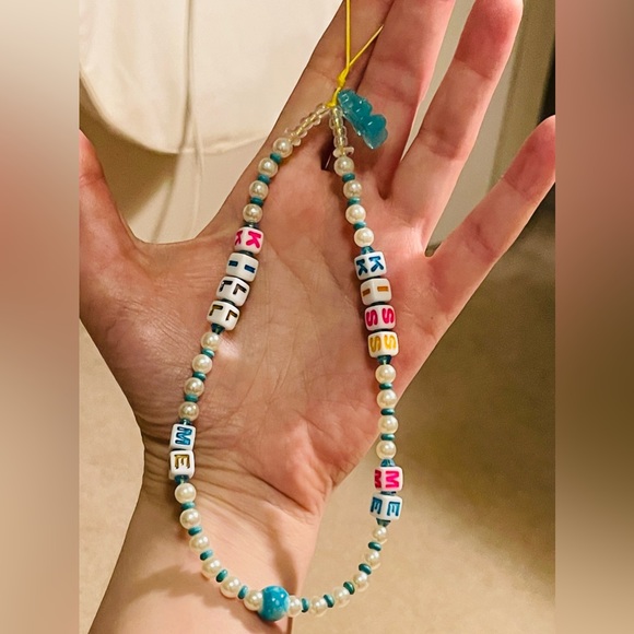 Phone String! 💋 💀 💀 👄 - Picture 4 of 4